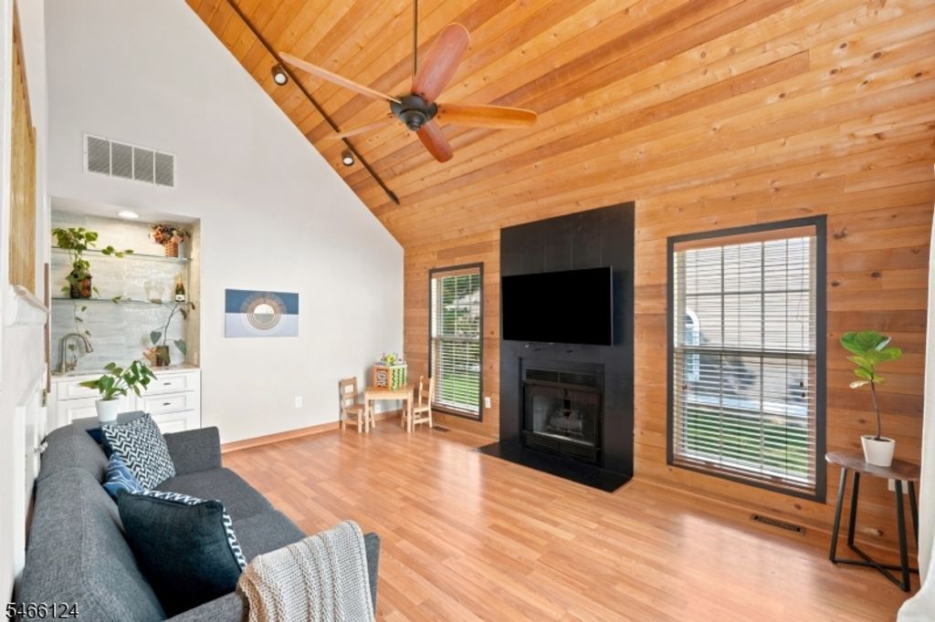 273 De Rose Ct, West Orange Twp., NJ 07052 — photo 4