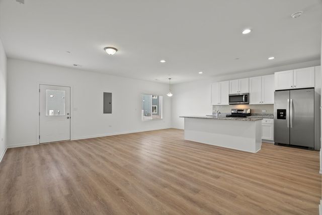 1054 Gillespie Lane 1054, Yorkville, IL 60560