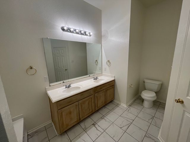 1428 Wind Dancer Trail, Fort Worth, TX 76131