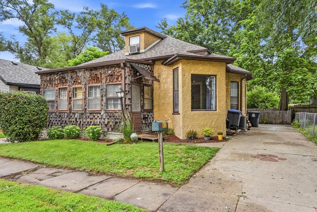 802 AVENUE C, Council Bluffs, IA 51503