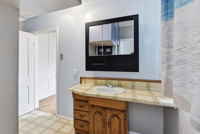 802 AVENUE C, Council Bluffs, IA 51503