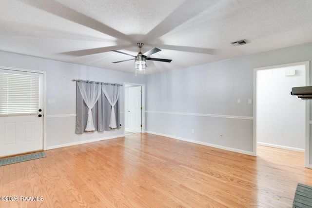 201 Longfellow Drive, Lafayette, LA 70503