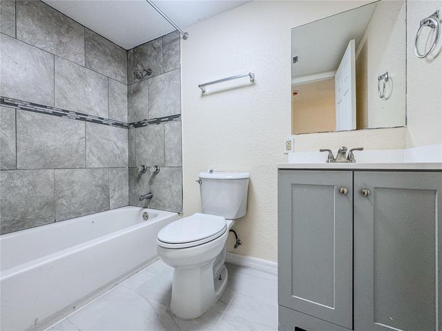 2017 HEMLOCK STREET, Tampa, FL 33605