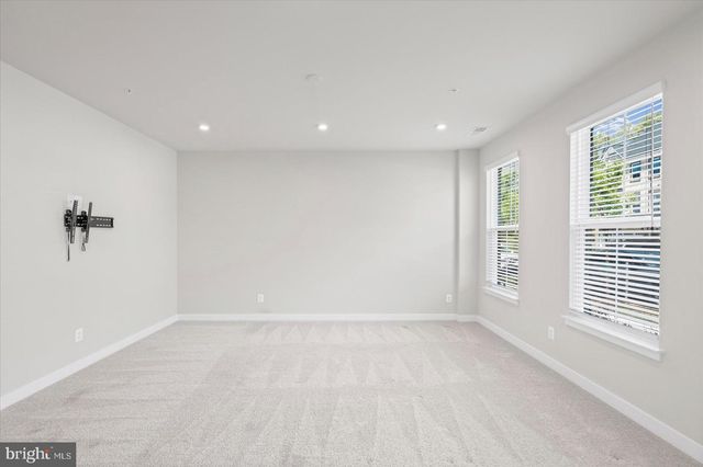 10837 BECKENHAM ST, Middle River, MD 21220