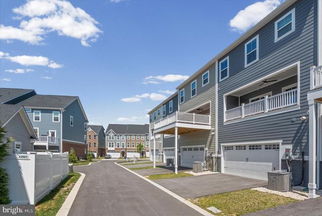 10837 BECKENHAM ST, Middle River, MD 21220