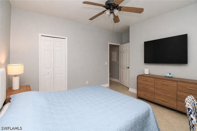 635 Mardel CT 204, Naples, FL 34104