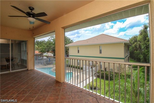 635 Mardel CT 204, Naples, FL 34104