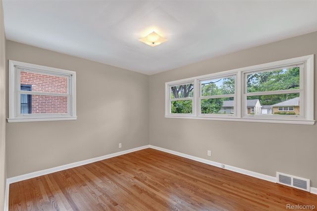 2400 Derby Road, Birmingham, MI 48009