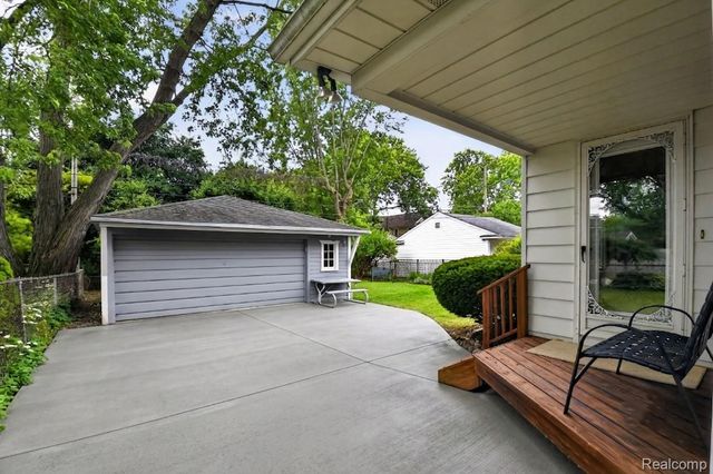 2400 Derby Road, Birmingham, MI 48009