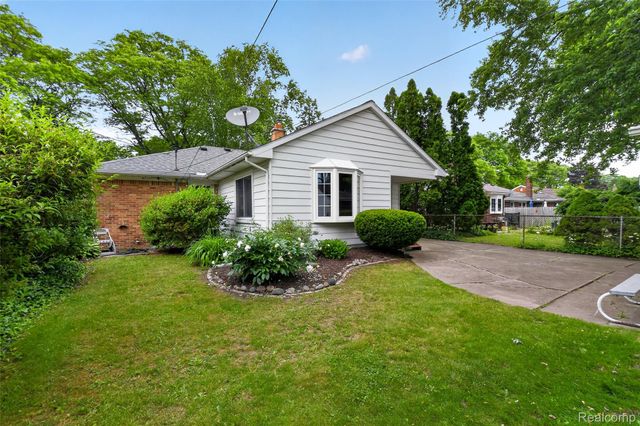 2400 Derby Road, Birmingham, MI 48009