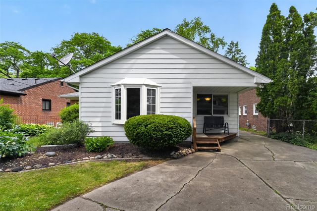 2400 Derby Road, Birmingham, MI 48009