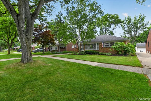 2400 Derby Road, Birmingham, MI 48009