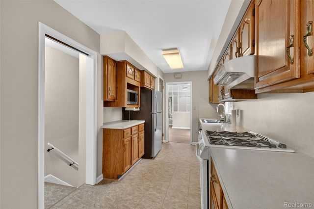 2400 Derby Road, Birmingham, MI 48009
