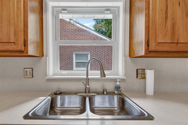 2400 Derby Road, Birmingham, MI 48009