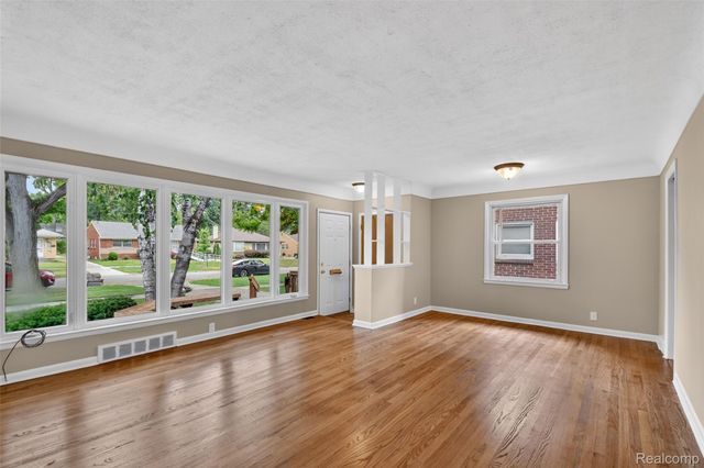 2400 Derby Road, Birmingham, MI 48009