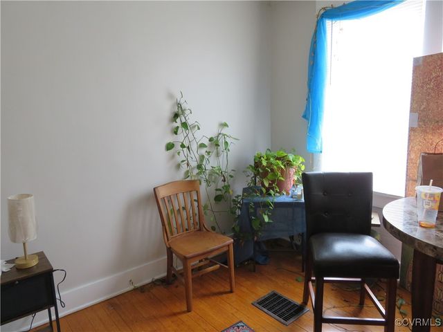 206 Chesterfield Ave, Colonial Heights, VA 23834
