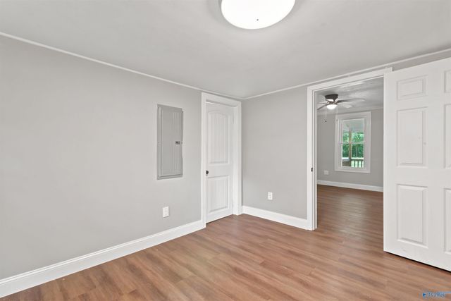 1009 W Washington Street, Athens, AL 35611