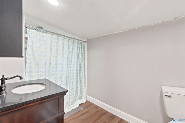 1009 W Washington Street, Athens, AL 35611