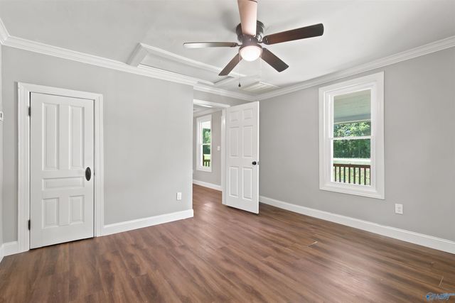 1009 W Washington Street, Athens, AL 35611