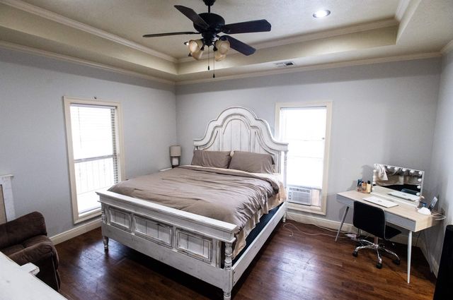 347 Le Village Dr, Larose, LA 70373