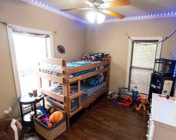 347 Le Village Dr, Larose, LA 70373