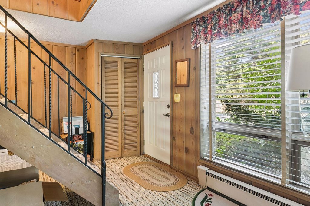 4194 Bellaire Avenue, White Bear Twp, MN 55110 — photo 3