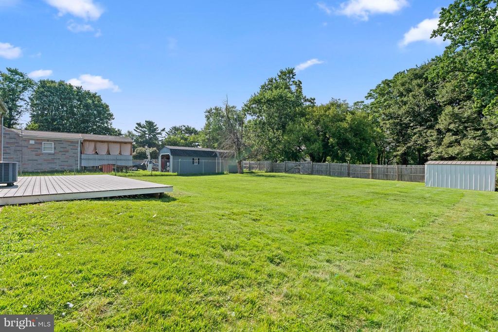 426 BON AIR AVE, Brooklyn Park, MD 21225