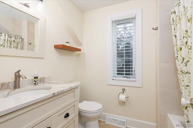 40 West Gate Drive, Aurora, NY 14052
