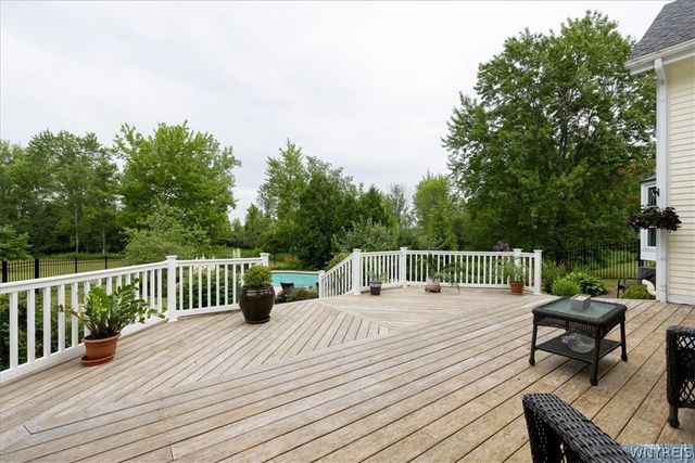 40 West Gate Drive, Aurora, NY 14052