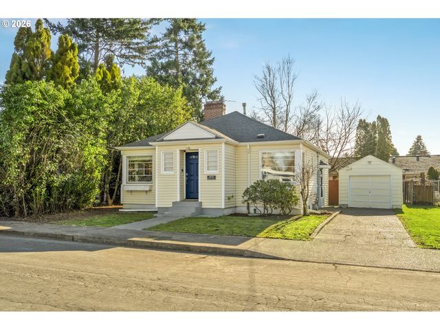 8038 Se SALMON St, Portland, OR 97215