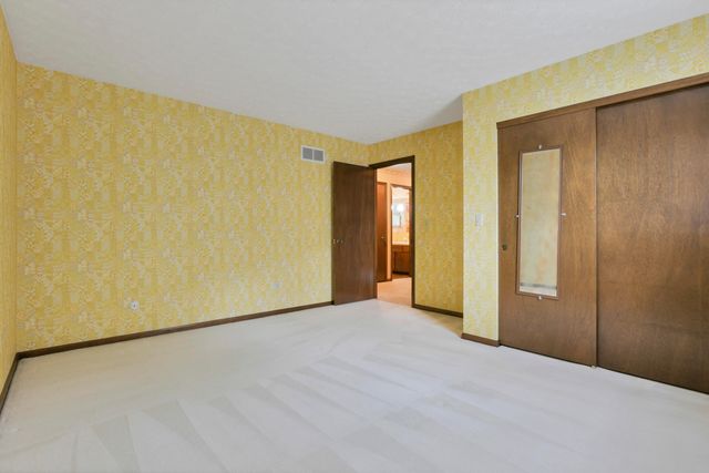 853 Prince William Lane, Westerville, OH 43081