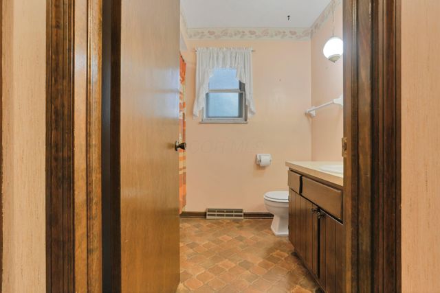 853 Prince William Lane, Westerville, OH 43081