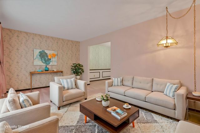 853 Prince William Lane, Westerville, OH 43081