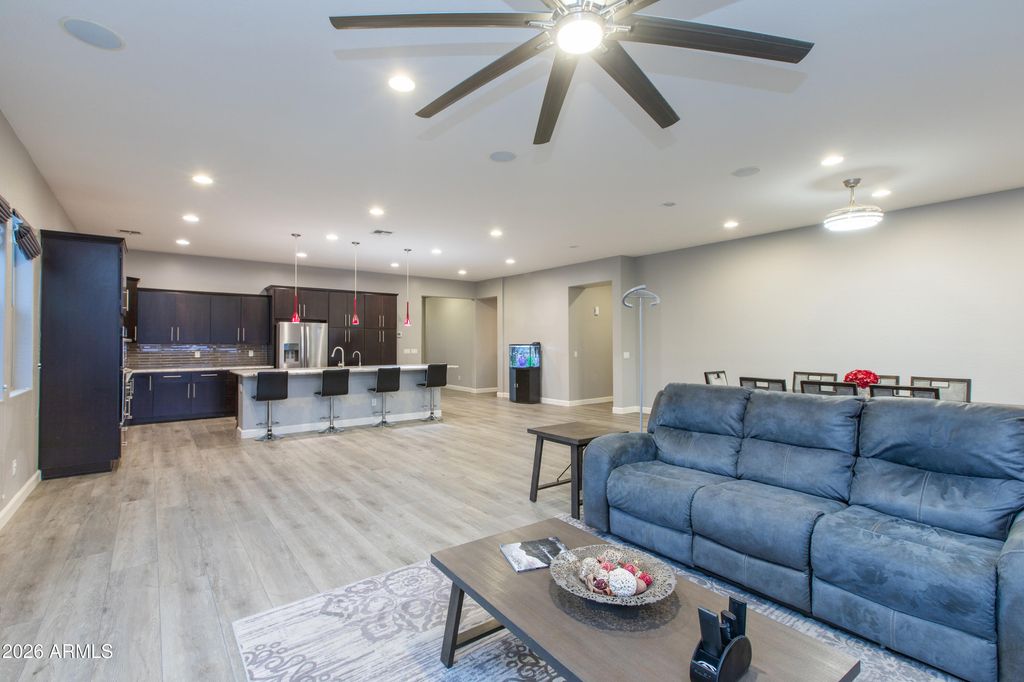 Image 32 of property listing at 3345 E TONTO Drive, Gilbert, AZ 85298