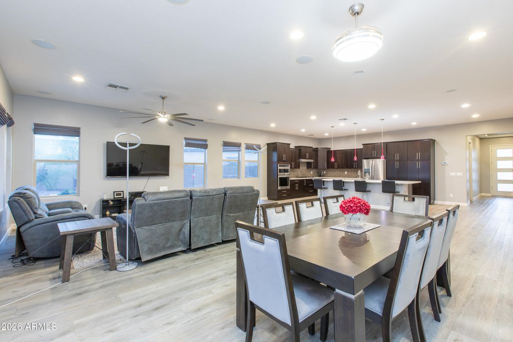 Image 33 of property listing at 3345 E TONTO Drive, Gilbert, AZ 85298