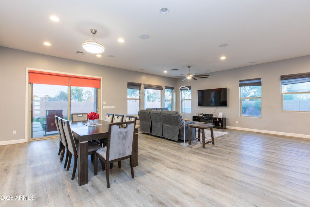 Image 34 of property listing at 3345 E TONTO Drive, Gilbert, AZ 85298