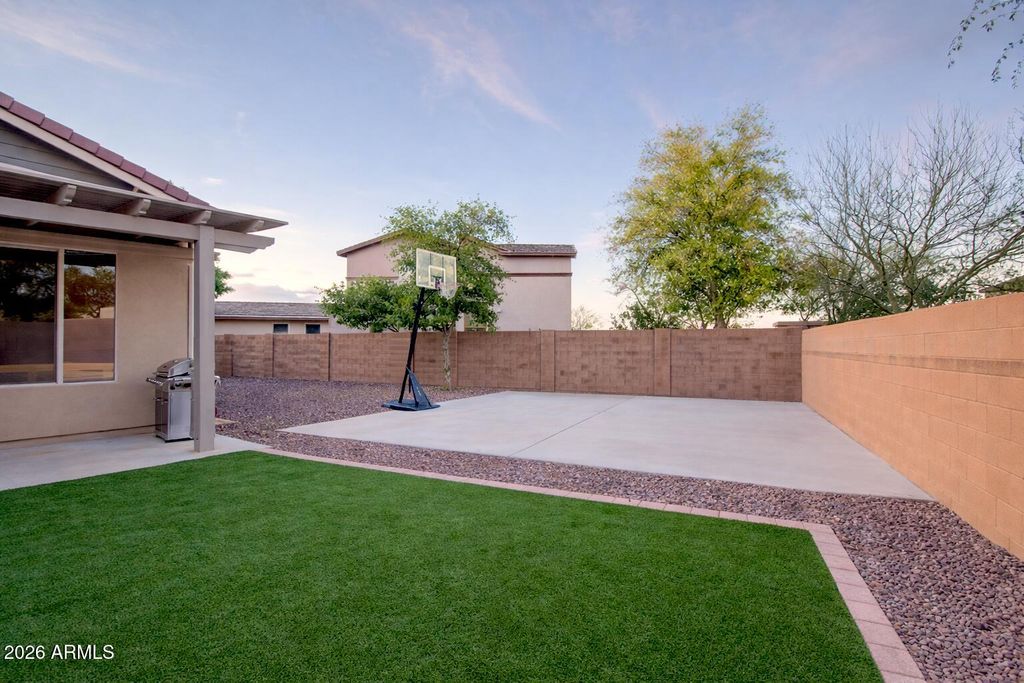 Image 51 of property listing at 3345 E TONTO Drive, Gilbert, AZ 85298