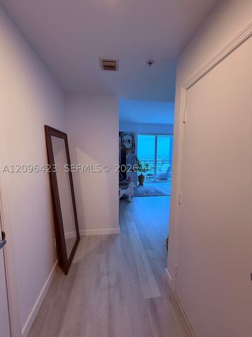 60 SW 13th St 3407, Miami, FL 33130