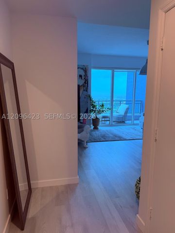 60 SW 13th St 3407, Miami, FL 33130