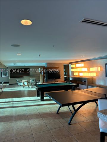 60 SW 13th St 3407, Miami, FL 33130