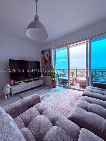 60 SW 13th St 3407, Miami, FL 33130