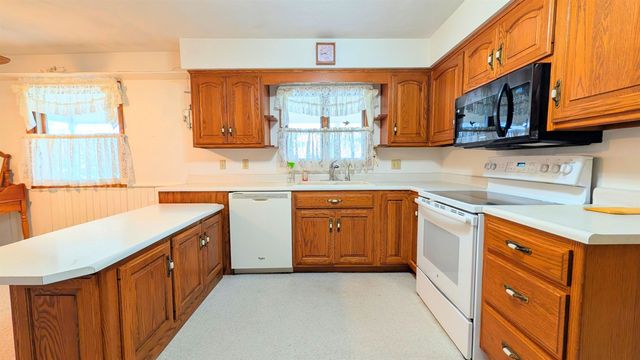 10838 Hoagland Road, Hoagland, IN 46745