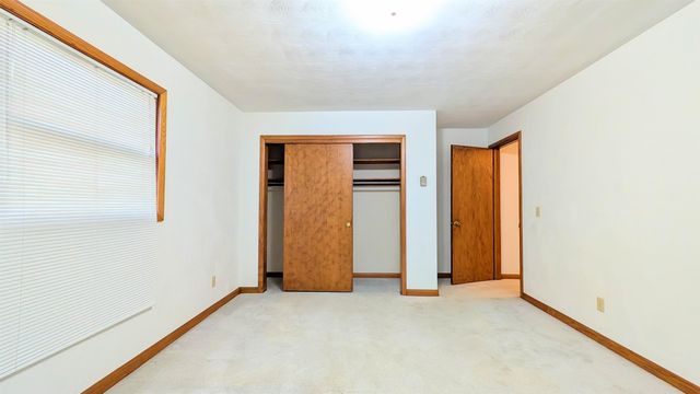 10838 Hoagland Road, Hoagland, IN 46745