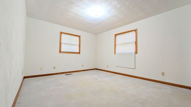 10838 Hoagland Road, Hoagland, IN 46745