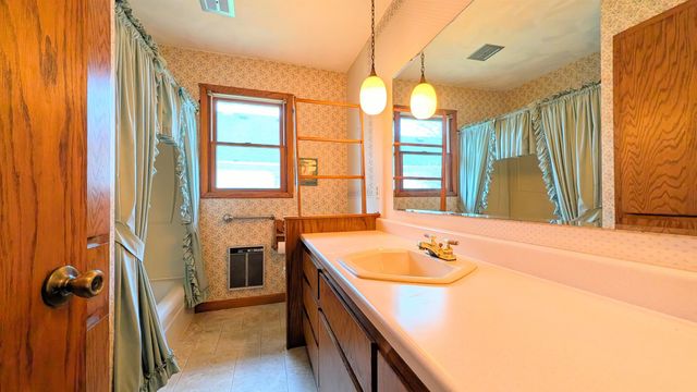 10838 Hoagland Road, Hoagland, IN 46745