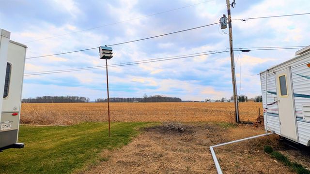 10838 Hoagland Road, Hoagland, IN 46745