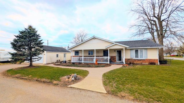 10838 Hoagland Road, Hoagland, IN 46745