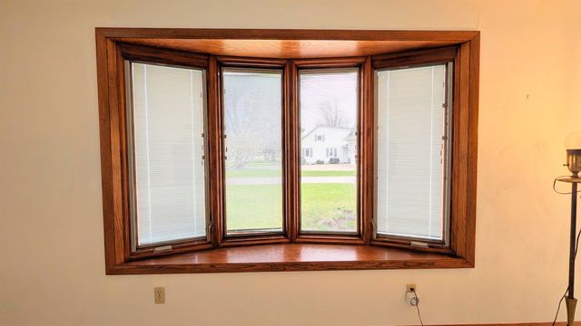 10838 Hoagland Road, Hoagland, IN 46745