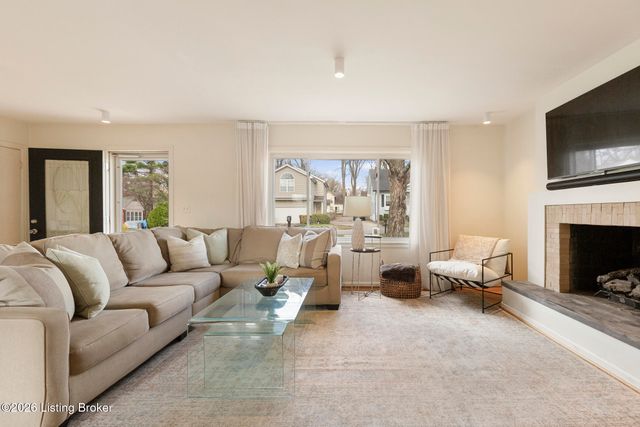 1220 Witawanga Ave, Louisville, KY 40222