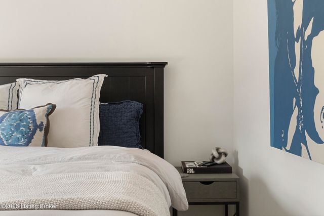 1220 Witawanga Ave, Louisville, KY 40222